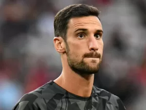 Goleiro ex-PSG que sofreu grave acidente com cavalo anuncia novo clube