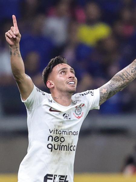 Gustavo Mosquito pode deixar o Corinthians e reforçar o Santos