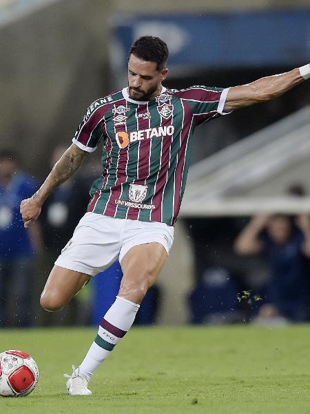 Renato Augusto em ação durante Fluminense x Sampaio Corrêa, jogo do Campeonato Carioca
