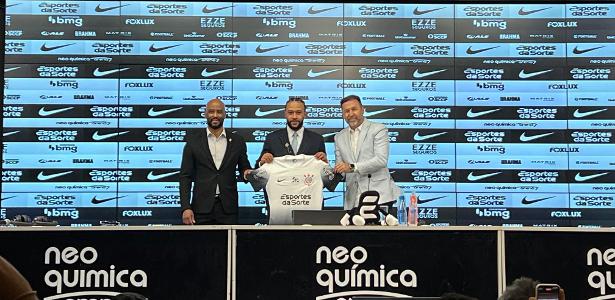 Depay Destaca Forma e Elogia Jogadores do Corinthians: 