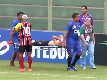 Dia 8 da Copinha tem time sem gelo, camisa 10 no gol e tropeços de gigantes