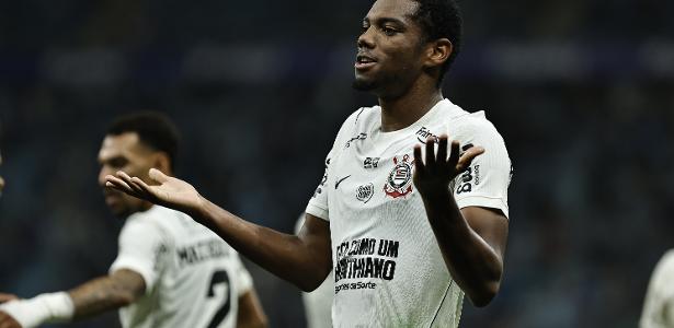 Cover image for André faz 2, Corinthians vence Grêmio e vai para pausa da Copa longe do Z4