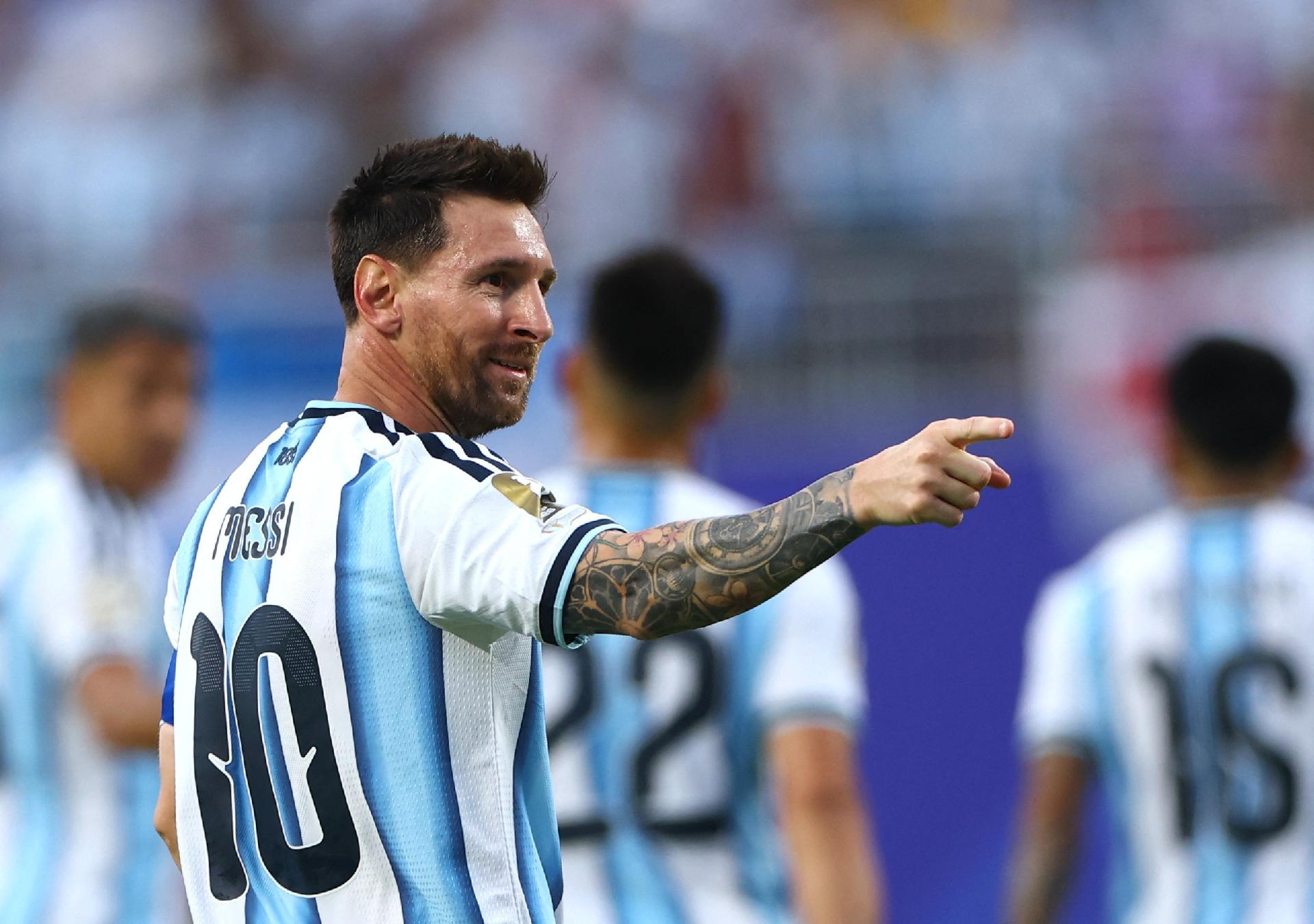 Messi, da Argentina, comemora gol contra a Argélia na Copa do Mundo - undefined