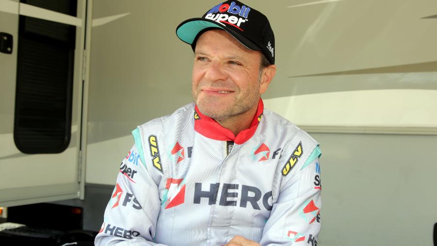 Rubens Barrichello durante as 500 Milhas da Granja Viana de 2017 - Greg Salibian/Folhapress