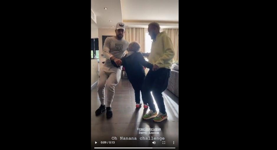 Neymar Faz Dancinha Com Filho E Revive Desafio Nas Redes Sociais 31 01 2020 Uol Esporte Oh nanana + bumbum tamtam (tiktok)/ d'hype fitness crew. neymar faz dancinha com filho e revive