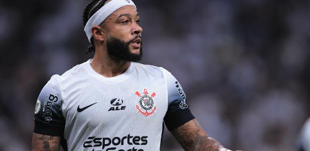 Depay causa felicidade no Corinthians com sua chegada ao clube