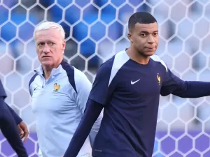 'Não é bom para a seleção', diz técnico da França sobre suposta investigação a Mbappé