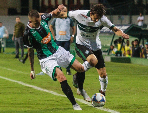 Coxa deixou escapar dois pontos em jogo disputado contra o Maringá - Gabriel Machado/AGIF