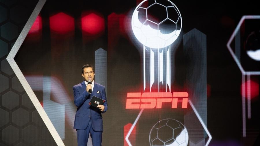Luciano Amaral apresentou o Bola de Prata da ESPN - Divulgação