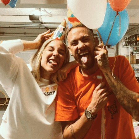 Neymar fez festa com amigos em Paris - Reprodução/ Instagram