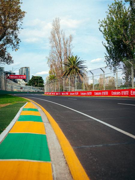 Curva do circuito de Albert Park, em Melbourne, onde acontece o GP da Austrália de Fórmula 1 - Divulgação/Mercedes