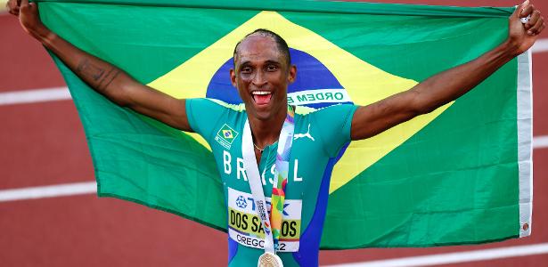 Alison dos Santos, o Piu, campeão mundial de atletismo: a imprensa precisa dar espaço a esses atletas
