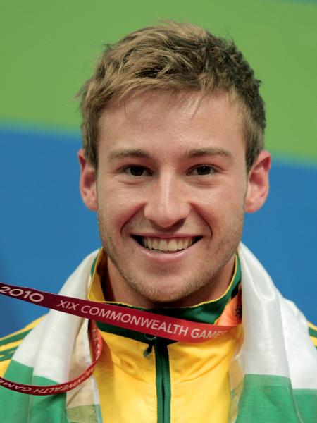 Matthew Mitcham, australiano, comemora medalha conquistada em mundial de salto ornamental. - Adam Pretty/Getty Images