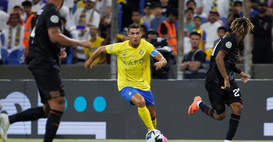 Cristiano Ronaldo em partida contra o Al-Shabab
