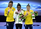 Simone Biles brinca com Rebeca e Flavinha celebra recorde de medalhas do Brasil