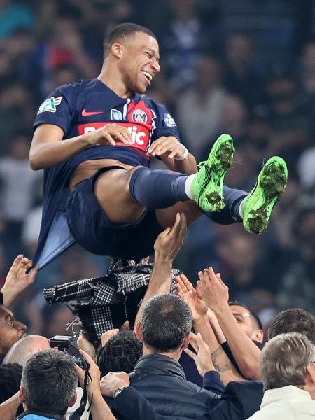 Mbappé comemorou título da Copa da França em sua despedida do PSG