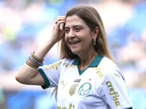 Leila diz que Palmeiras 'está no mercado' e promete não vender mais em 2024