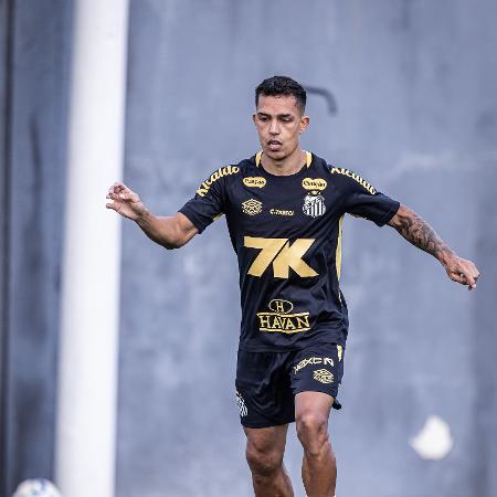 Igor Vinicius, do Santos Igor Vinicius, do Santos