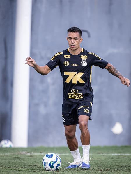 Igor Vinicius, do Santos