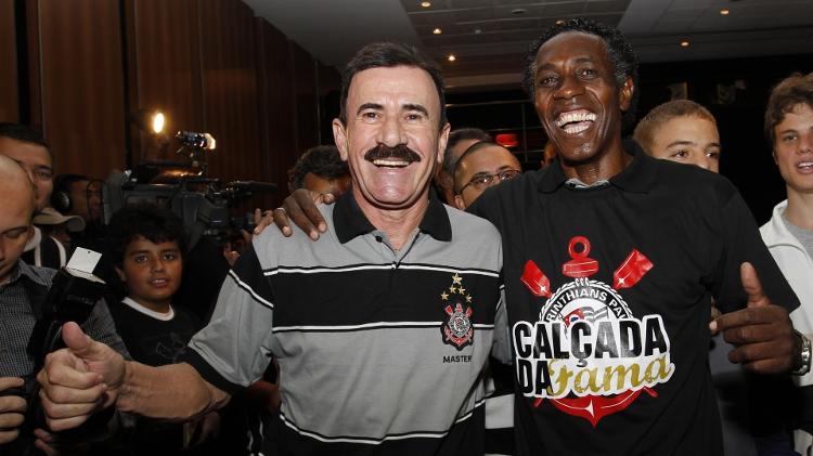Zenon e Ataliba participam de evento do Corinthians (20/08/2011) - Almeida Rocha/Folhapress - Almeida Rocha/Folhapress