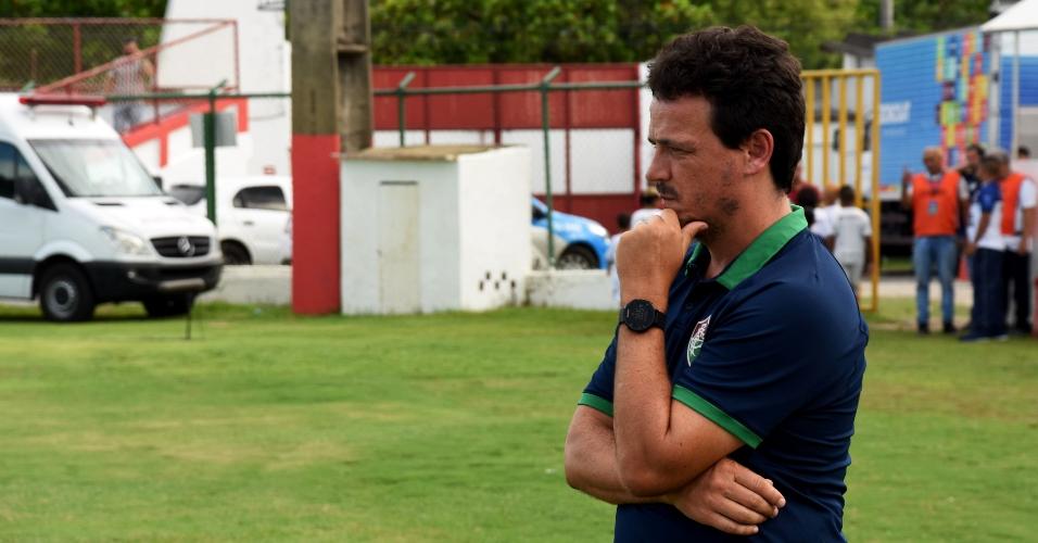 Técnico do Fluminense, Fernando Diniz, em partida contra o Resende