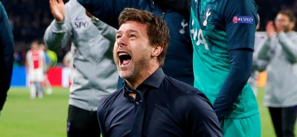 Mauricio Pochettino comemora vitória do Tottenham, em partida contra o Ajax - Matthew Childs/Reuters