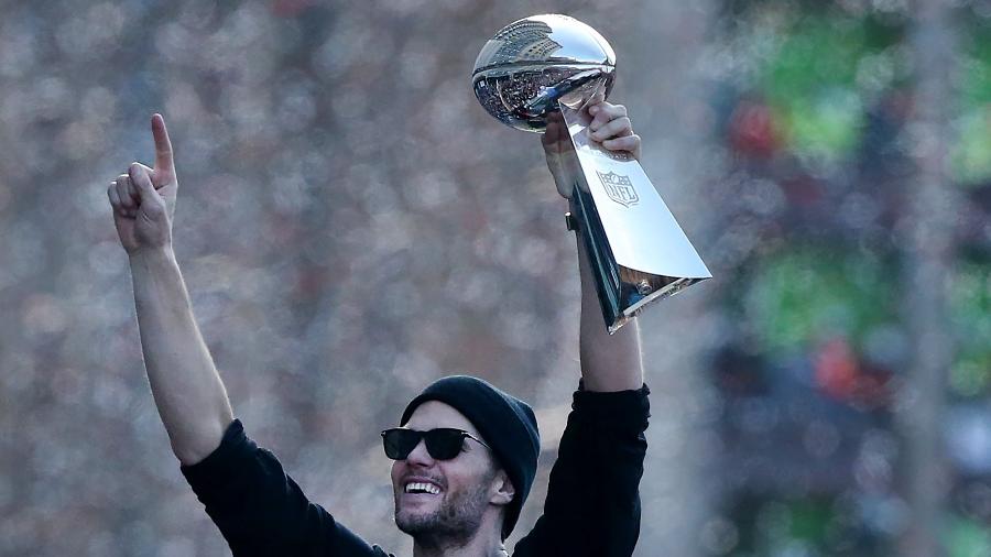 Tom Brady comemorando seu sexto título do Super Bowl em 2019 com o New England Patriots - Boston Herald vi/MediaNews Group via Getty Images