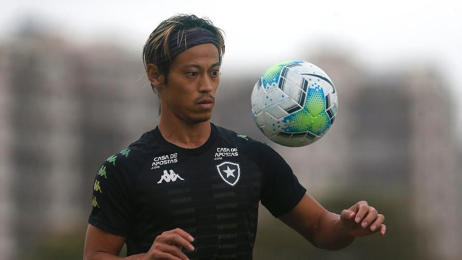 Meia japonês teria proposta do lanterna do Campeonato Português, que busca reforços - Vitor Silva/BFR