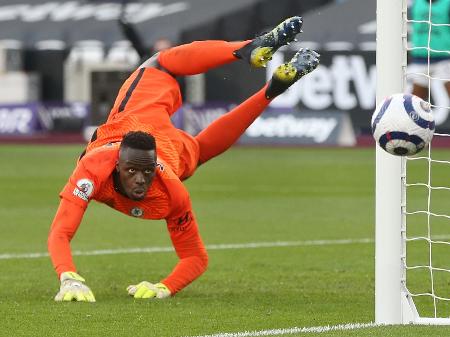 Édouard Mendy: Da quase desistência do futebol para se tornar o melhor  goleiro do mundo - Mídia NINJA