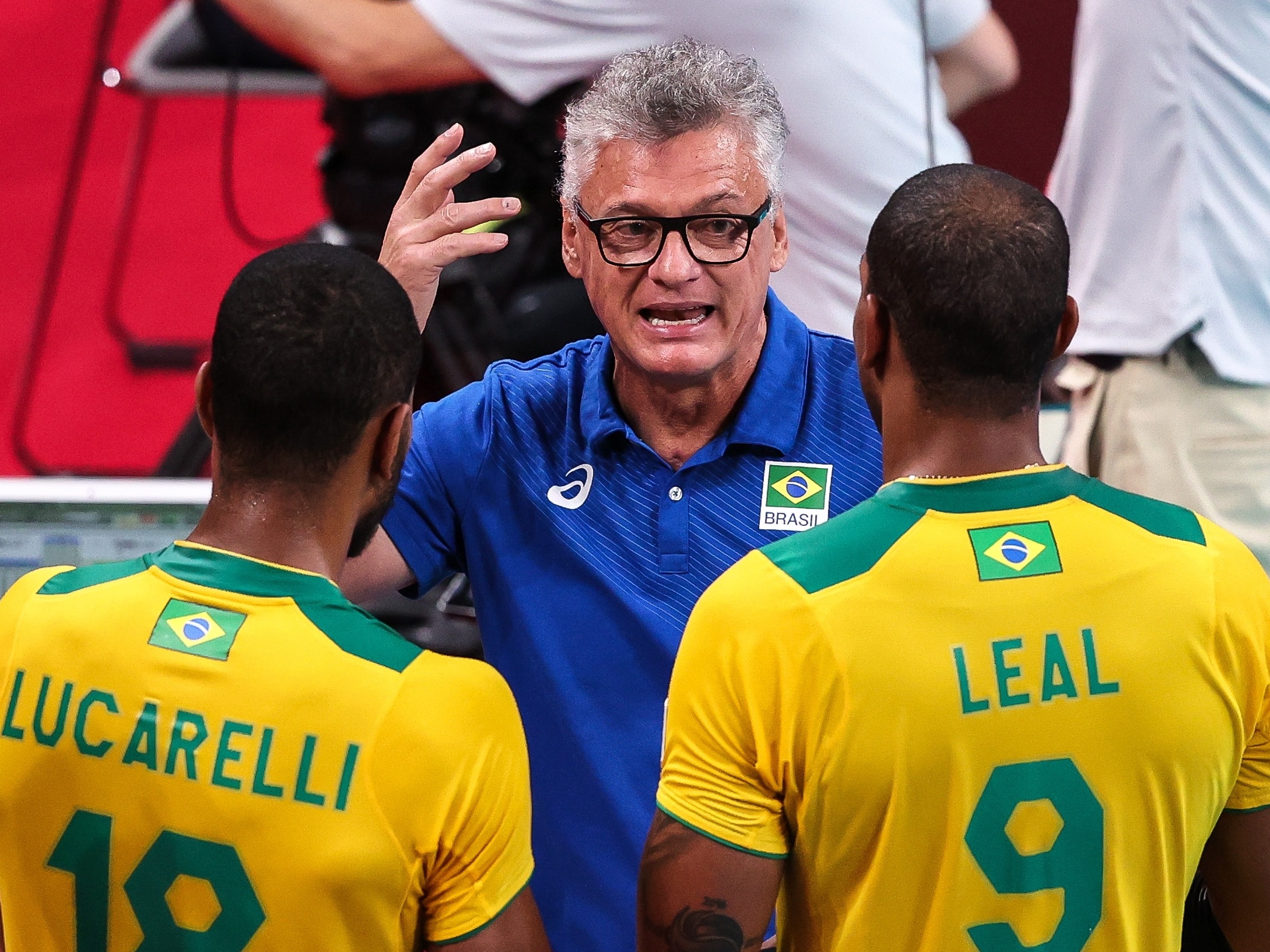 Renan Dal Zotto comemora vitória e fala em alguns ajustes a fazer para a  sequência do Mundial de vôlei