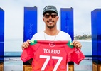 Filipe Toledo é homenageado por vizinhos após vice-campeonato - Divulgação/WSL