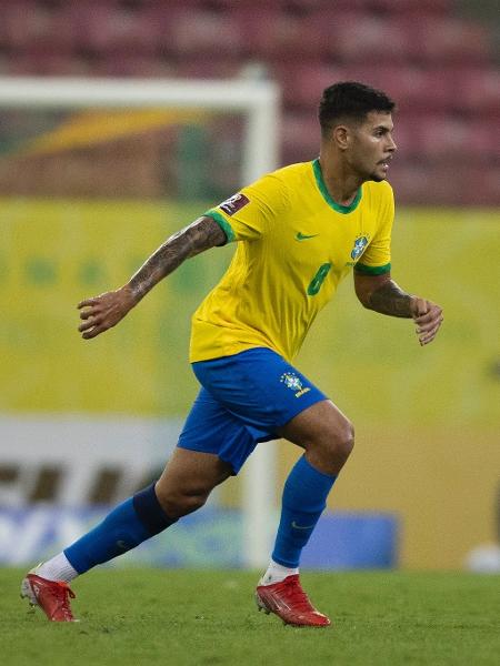 Bruno Guimarães em partida da seleção brasileira contra o Peru, em setembro de 2021 - Lucas Figueiredo/CBF