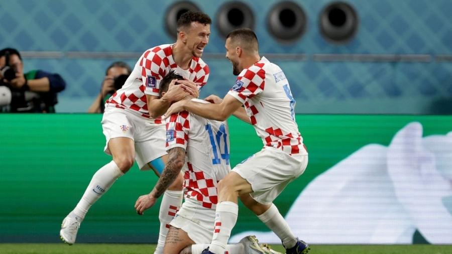 Jogadores da Croácia comemoram gol de Livaja na partida contra o Canadá, pela Copa do Mundo de 2022 - Eric Verhoeven/Getty