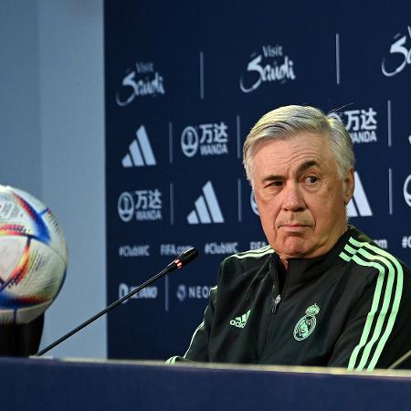 Carlo Ancelotti, do Real Madrid, durante coletiva de imprensa antes de final do Mundial - David Ramos - FIFA/FIFA via Getty Images