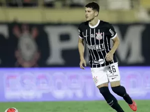 Hugo vence disputa e toma conta da lateral esquerda do Corinthians