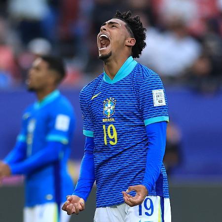 Luighi se lamenta durante Brasil x Espanha, duelo do Mundial sub-20