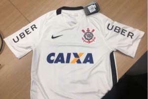 Corinthians esclarece vazamento de camisa e nega acordo com patrocinador 
