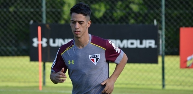 Thomaz participa de treinamento no CT do São Paulo, na Barra Funda - Érico Leonan/saopaulofc.net