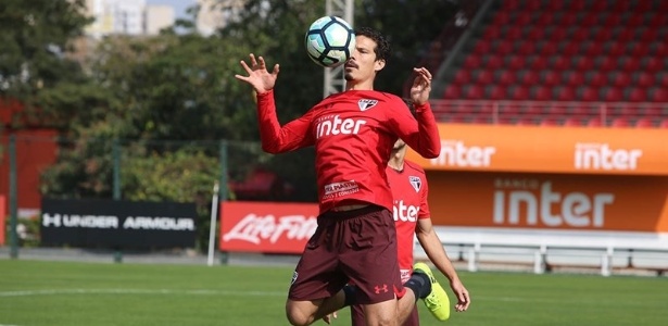 Hernanes durante treino do São Paulo - Rubens Chiri/saopaulofc.net