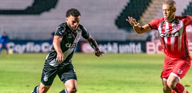 André Luís, atacante da Ponte Preta, negocia para defender o Corinthians em 2019 - PontePress/FábioLeoni