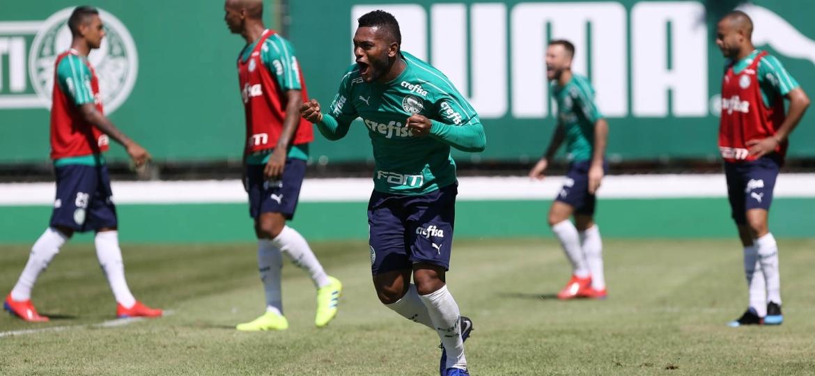 Borja comemora gol durante treino no Palmeiras - Cesar Greco/Ag. Palmeiras/Divulgação
