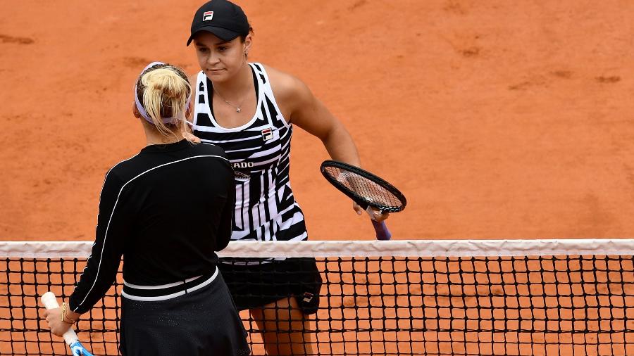 Ashleigh Barty e Amanda Anisimova em disputa semifinal de Roland Garros - Philippe Lopez/AFP