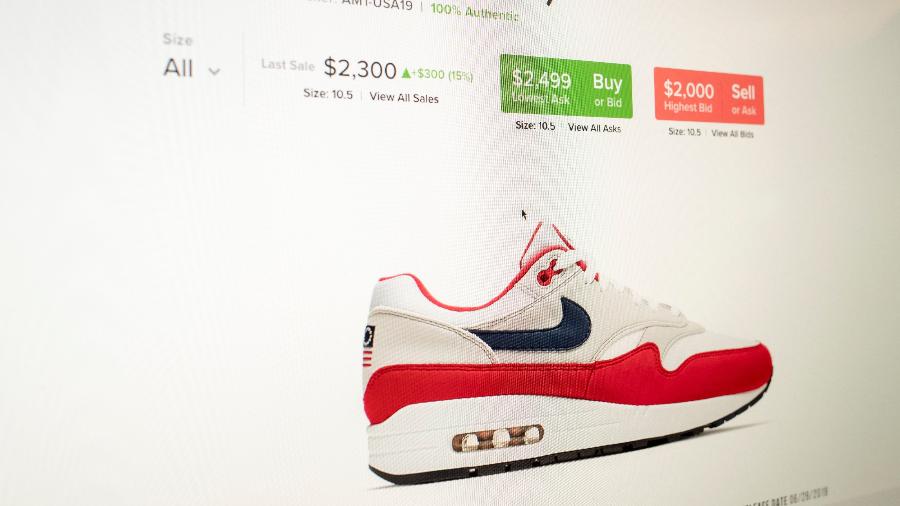 Nike cogitou comercializar tênis com bandeira antiga dos Estados Unidos - REUTERS/Lucas Jackson