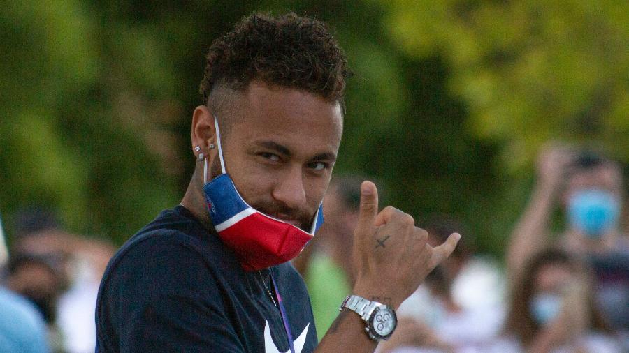 Futuro de Neymar no PSG pode ficar incerto em caso de derrota na partida de hoje contra o Leipzig - Luis Boza/VIEWpress via Getty Images