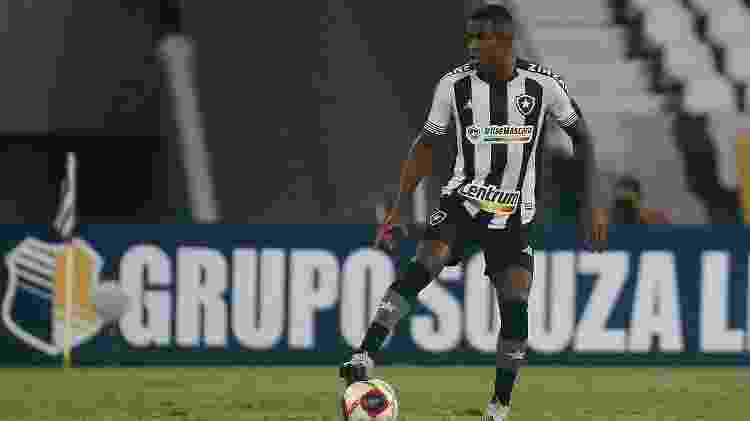 Marcelo Benevenuto, zagueiro do Botafogo, no clássico com o Flamengo - Vitor Silva/Botafogo - Vitor Silva/Botafogo