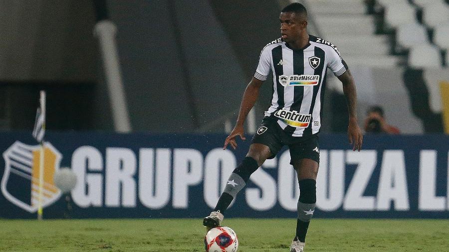 Marcelo Benevenuto, zagueiro do Botafogo, no clássico com o Flamengo - Vitor Silva/Botafogo