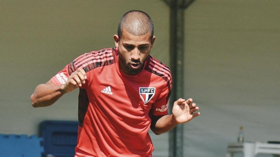 Rojas, jogador do São Paulo, em treino no CT da Barra Funda - Divulgação/SPFC