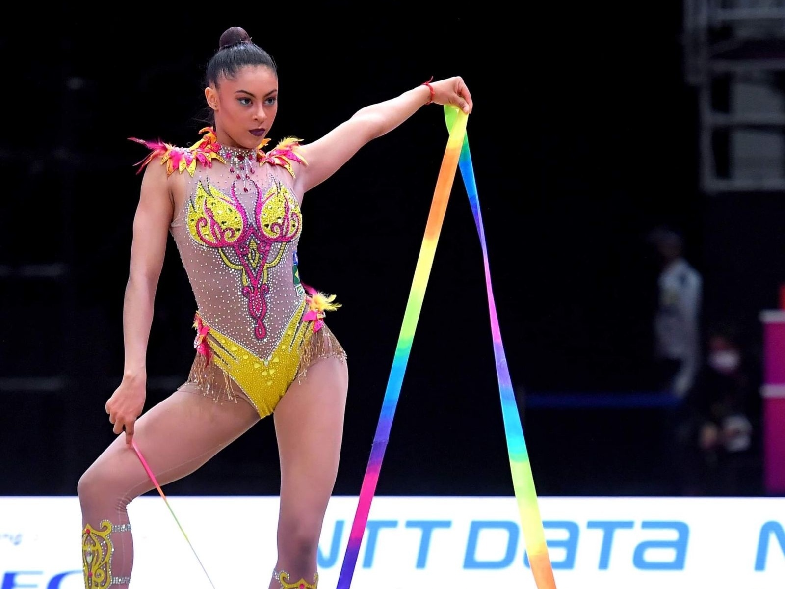 Bárbara Domingos encerra Mundial de Ginástica Rítmica com posição inédita  para o Brasil