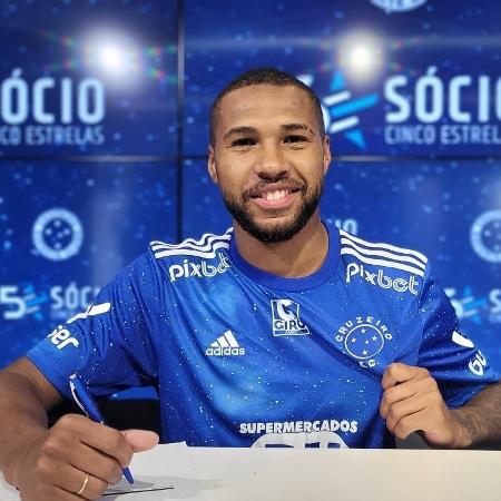 Wesley, ex-Palmeiras, foi anunciado oficialmente pelo Cruzeiro - Marco Ferraz / Cruzeiro