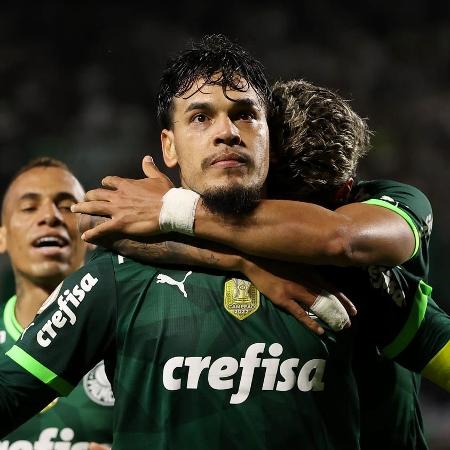 Gustavo Gómez, do Palmeiras, comemora gol marcado contra o Coritiba, pelo Campeonato Brasileiro - Cesar Greco/Palmeiras